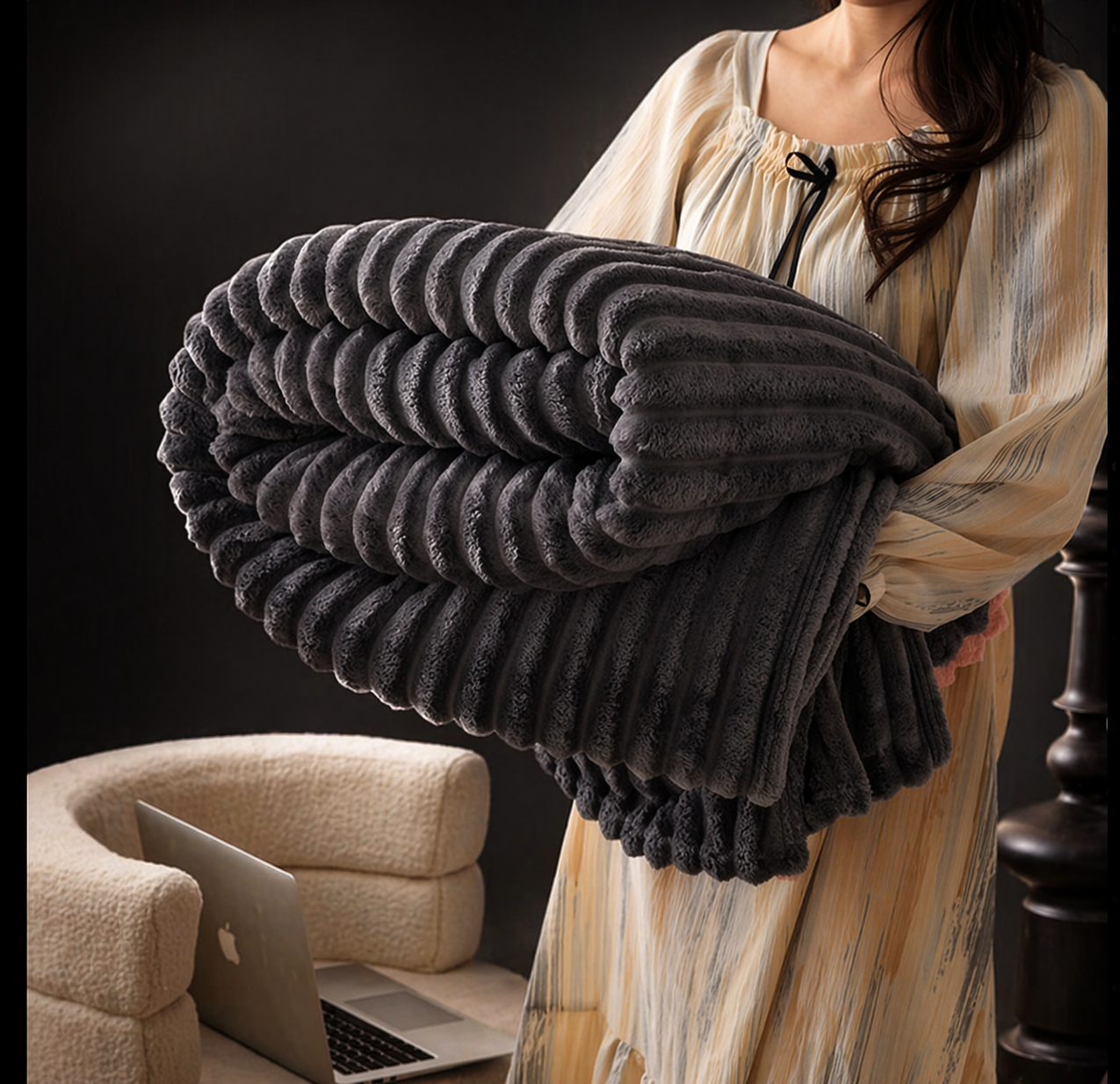 CloudSoft™ Cozy Bubble Plush Blanket – Ultra-Soft Warm Comfort for Home & Relaxation